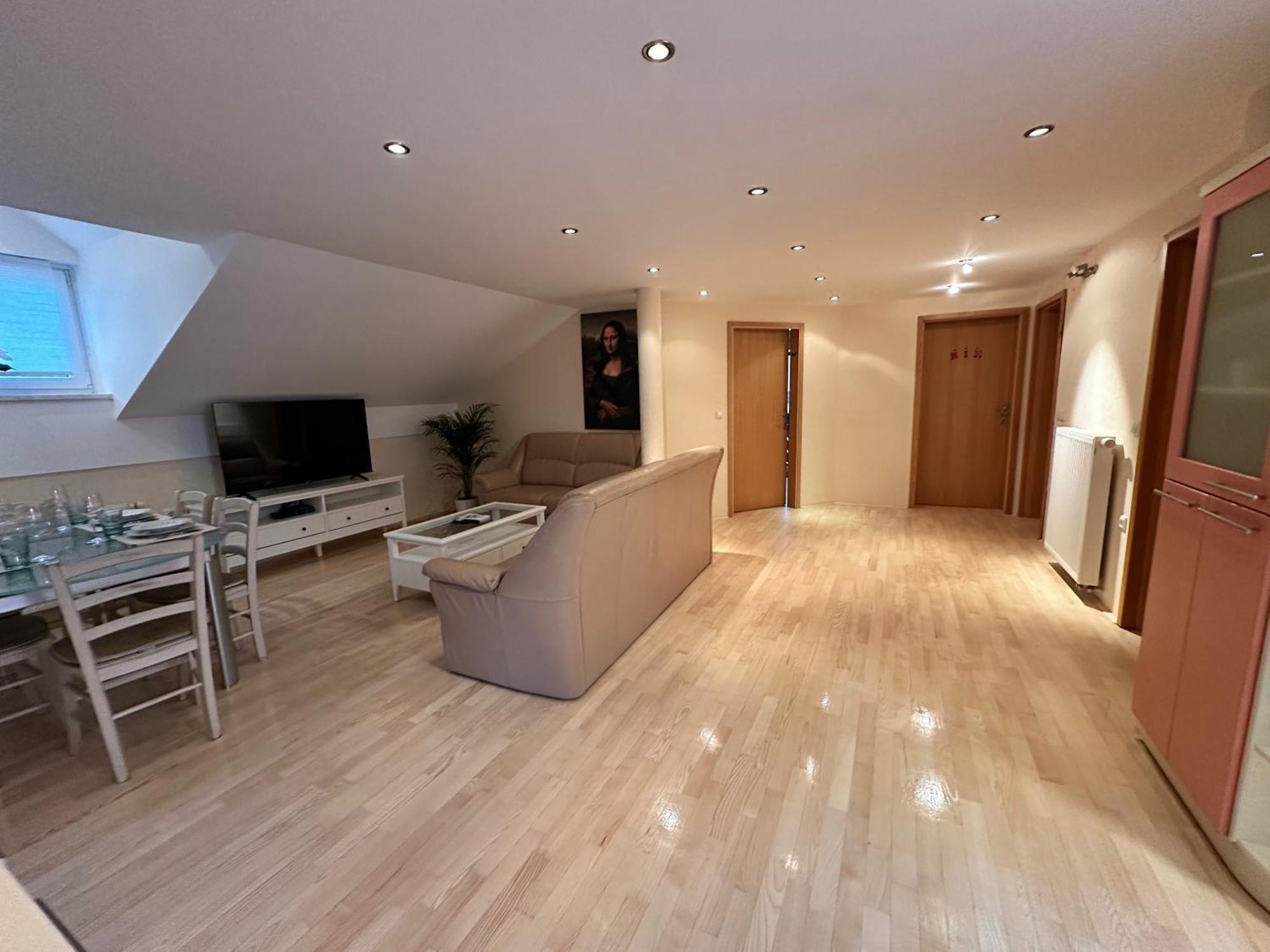 לאזה וה טוהינג'ו Apartment Izba Snovik מראה חיצוני תמונה
